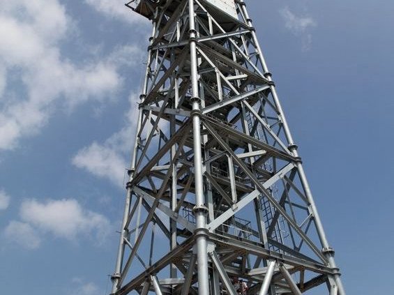 避雷塔通讯塔铁路照明灯塔景观塔一体化基站工艺装饰塔报刊亭移动钢